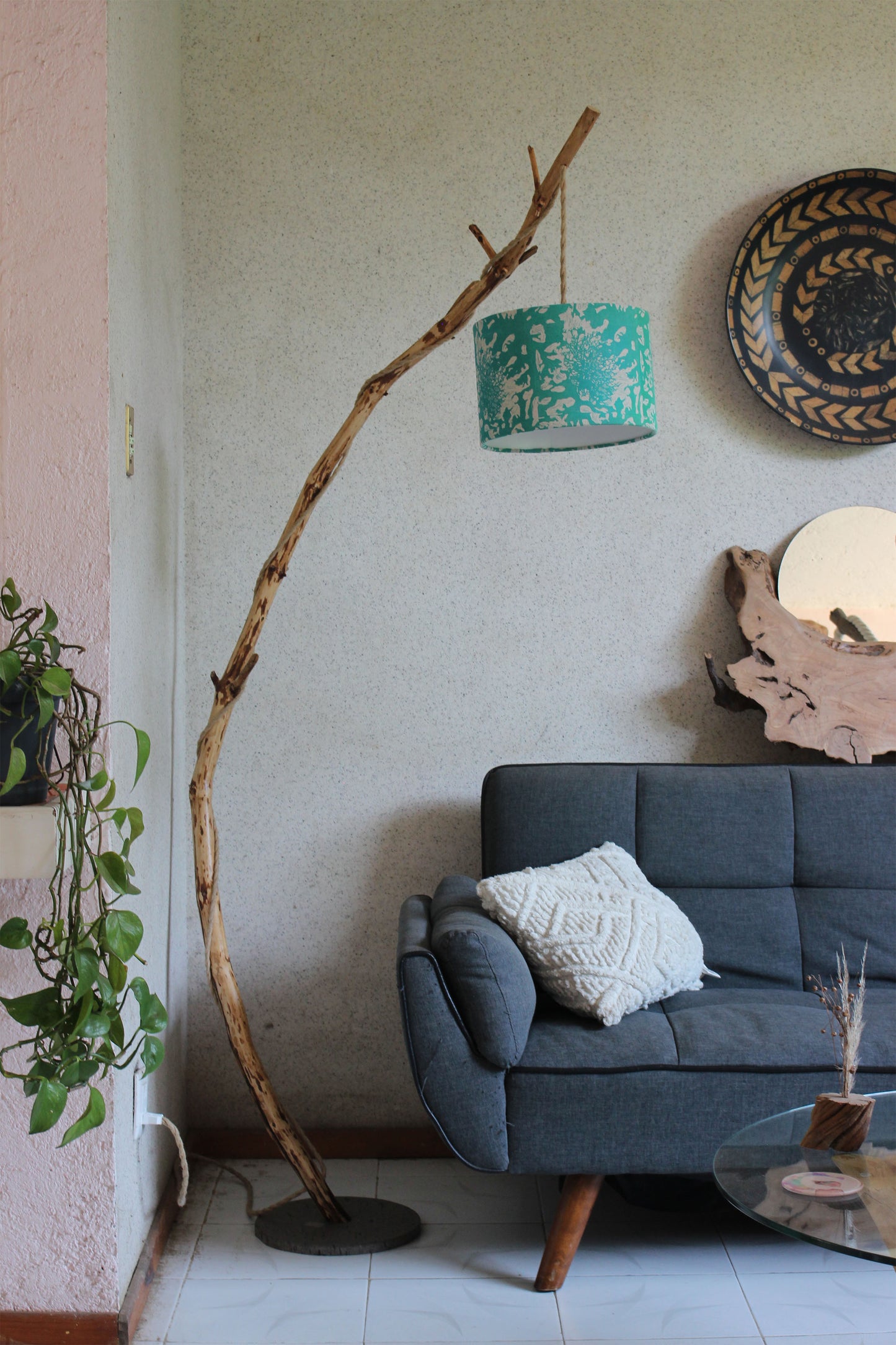 Lámpara de Piso Koral