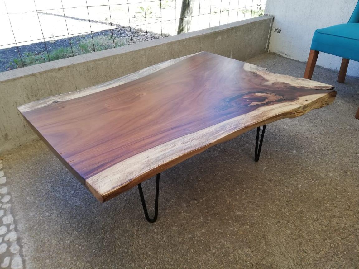 Mesa de Centro de Parota